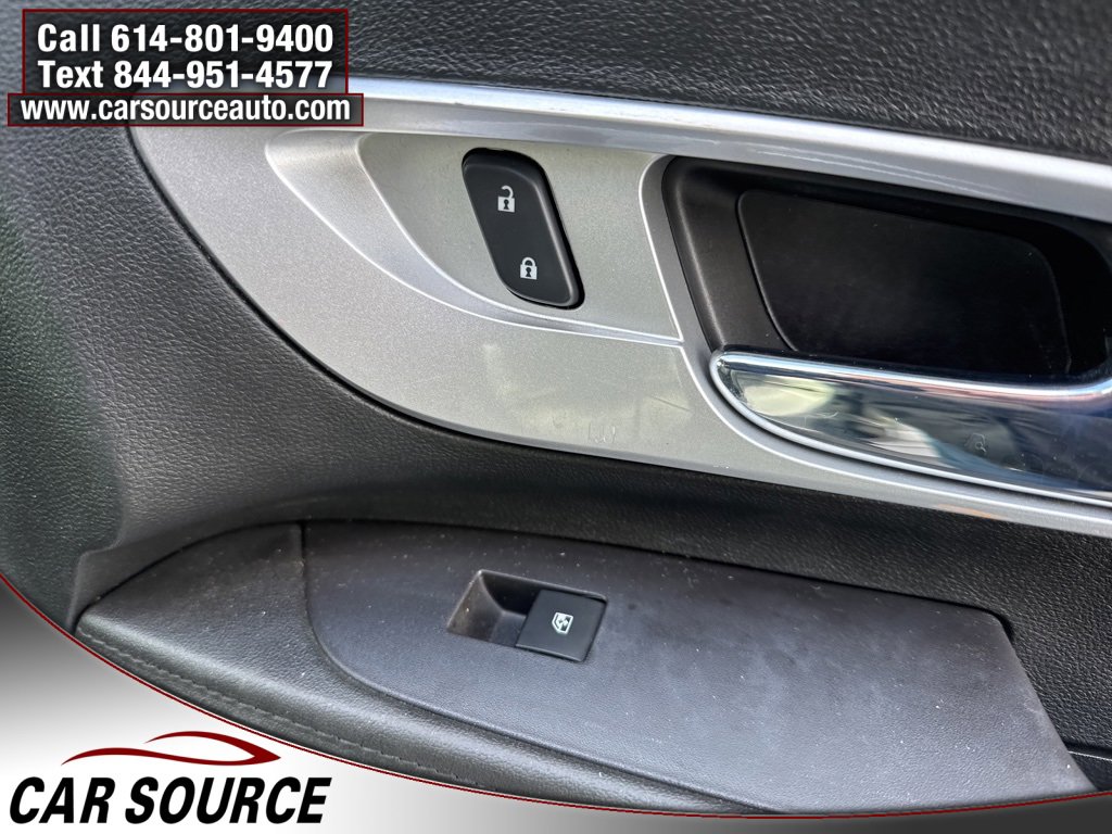 Used 2016 Chevrolet Equinox LT image 36