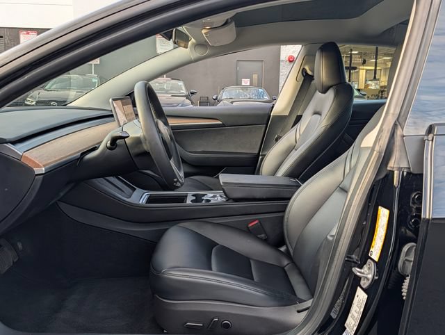 Used 2023 Tesla Model 3 Standard Range RWD image 10