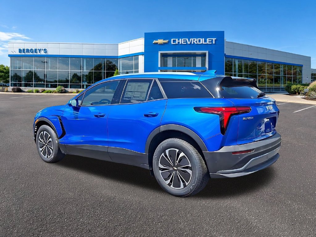 New 2025 Chevrolet Blazer EV LT AWD/4WD image 14