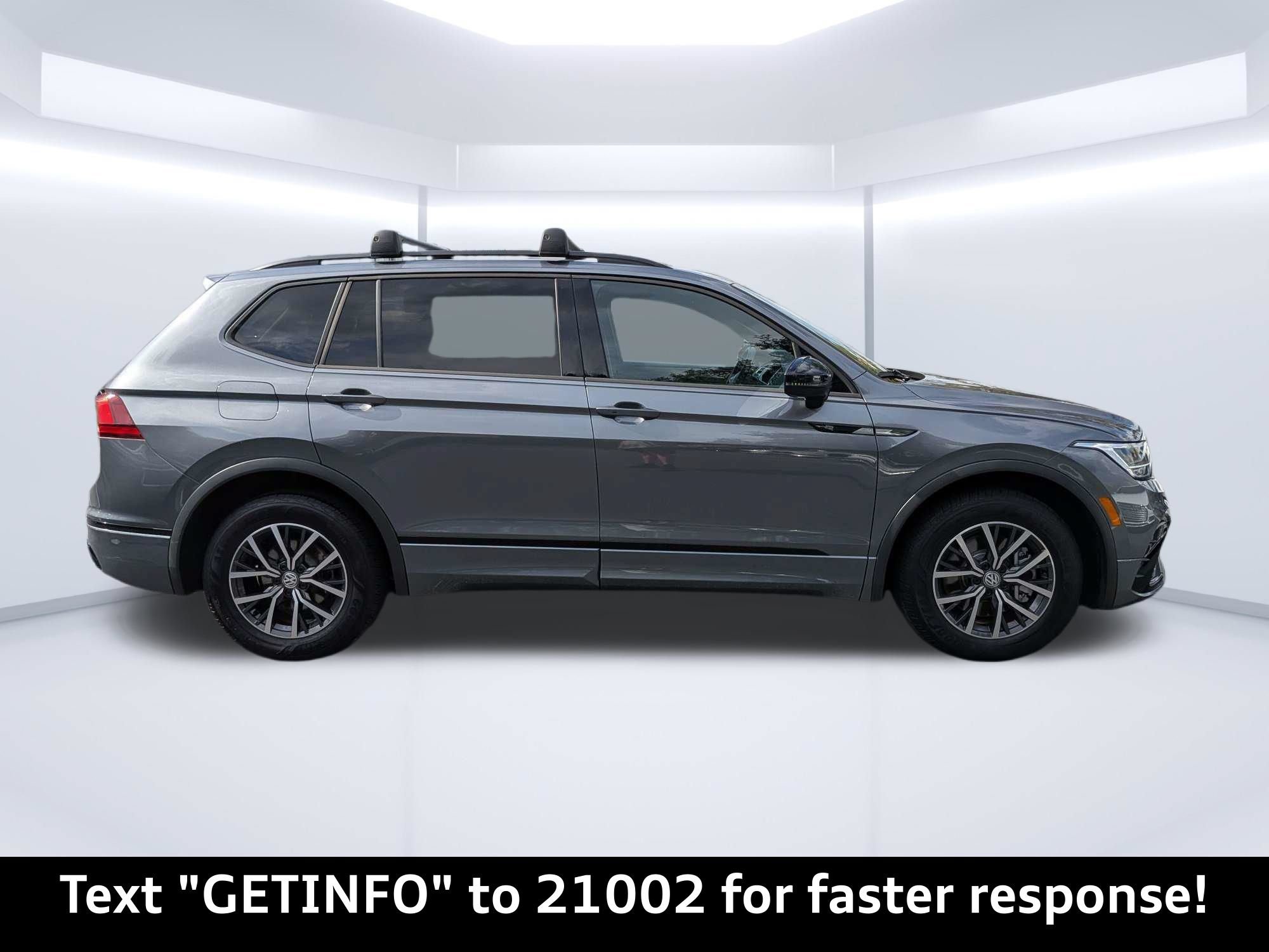 Used 2024 Volkswagen Tiguan SE R-Line FWD image 2