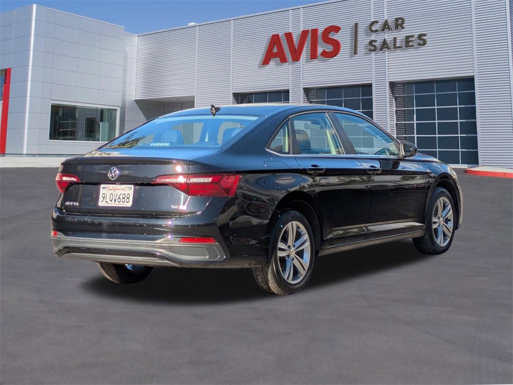 Used 2024 Volkswagen Jetta SE image 6