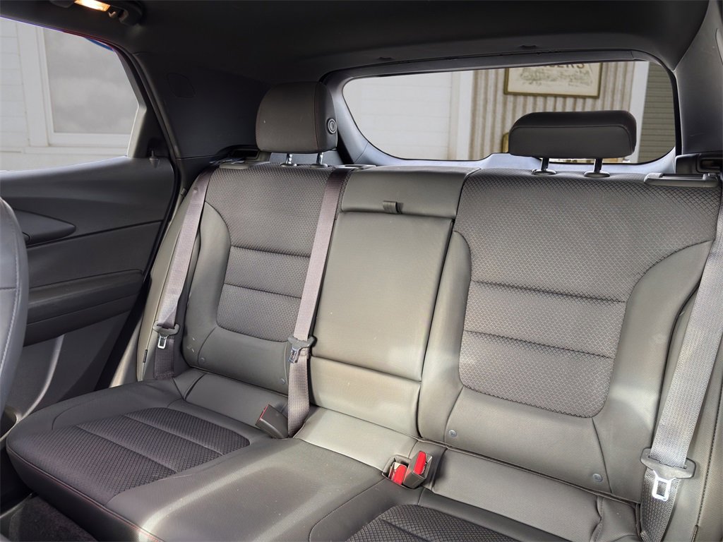 Used 2022 Chevrolet TrailBlazer RS w/ Sun and Liftgate Package image 10