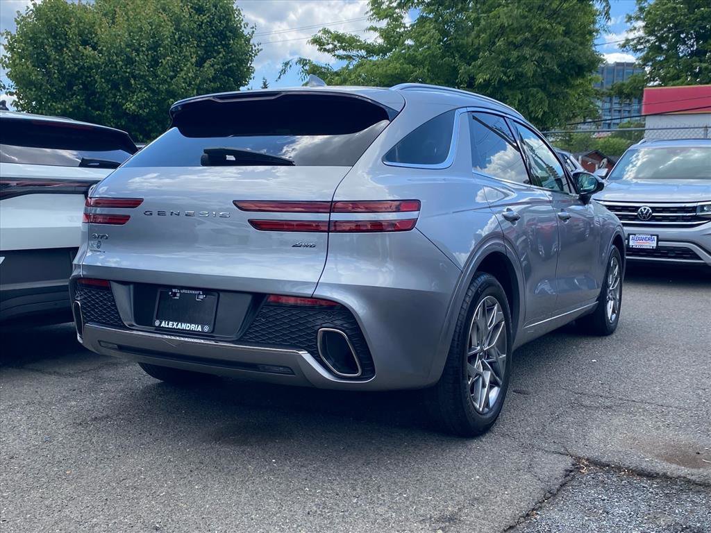 Used 2024 Genesis GV70 2.5T w/ Advanced Package AWD/4WD image 2