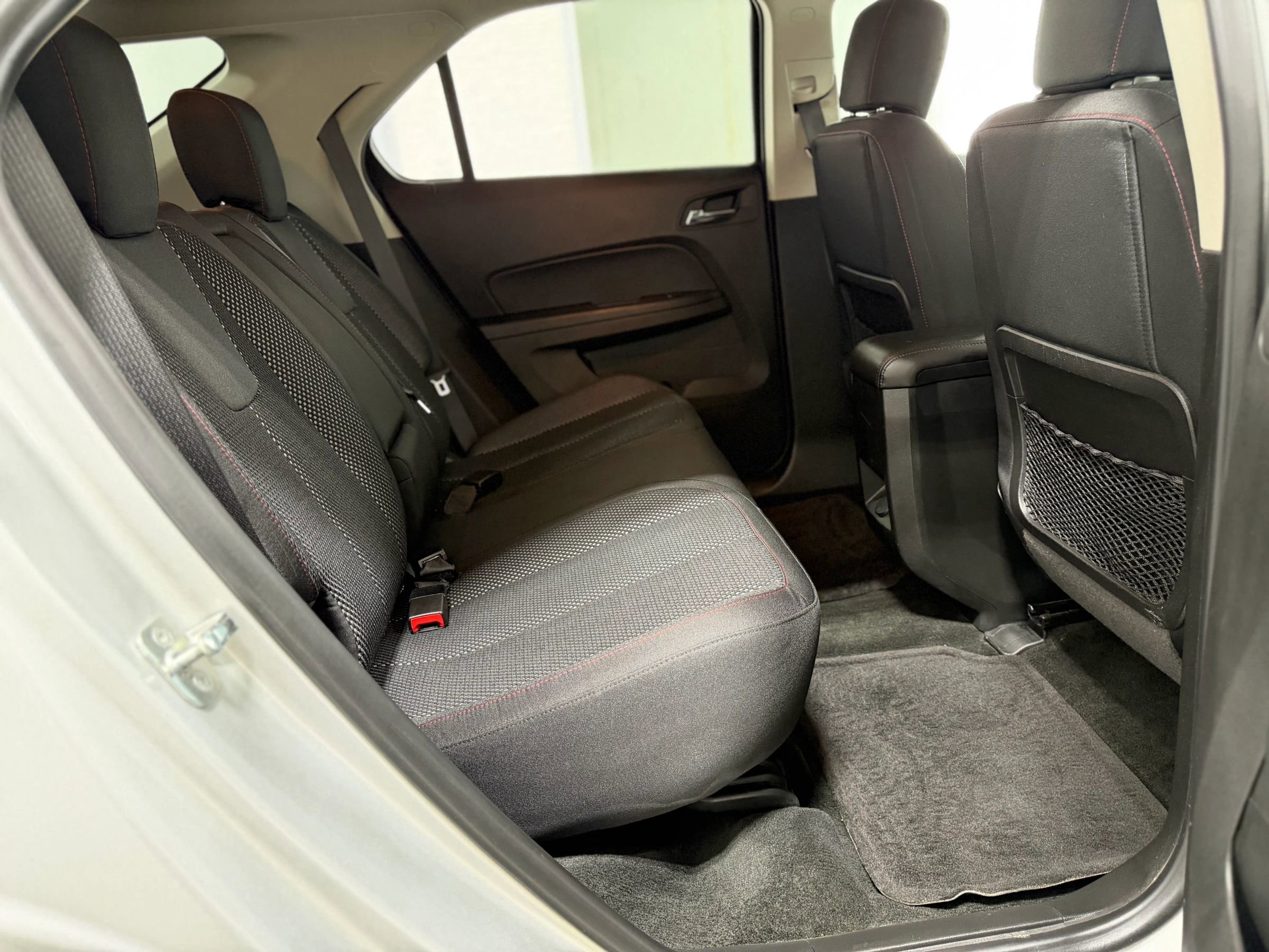 Used 2016 Chevrolet Equinox LT w/ Convenience Package image 30