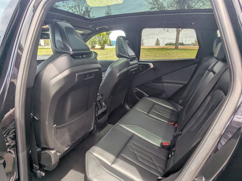 Used 2025 BMW X3 xDrive30i AWD/4WD image 12