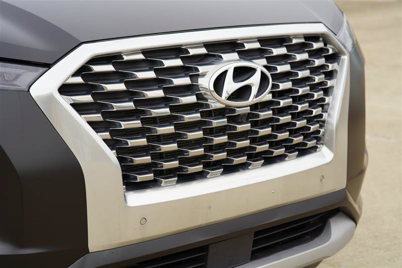 Used 2022 Hyundai Palisade Limited w/ Cargo Package AWD/4WD image 23