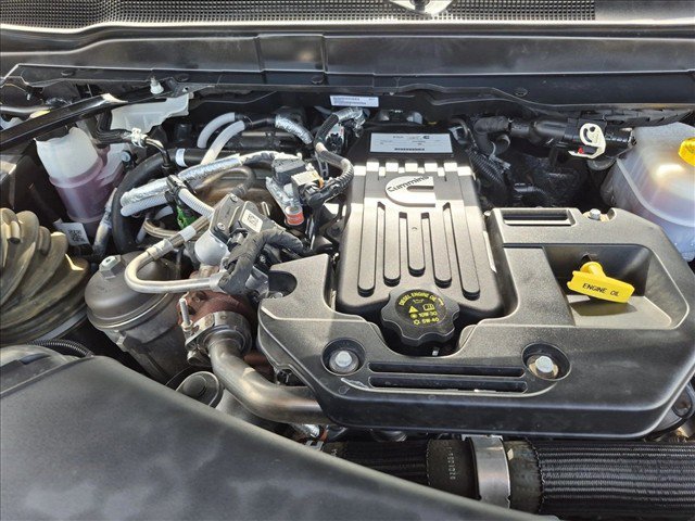 Used 2025 RAM 2500 Laramie AWD/4WD image 23