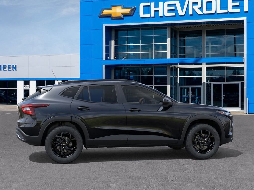 New 2026 Chevrolet Trax LT w/ Driver Confidence Package FWD image 6