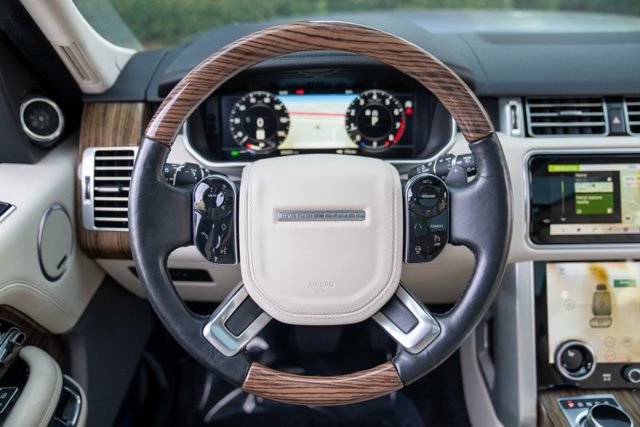 Used 2020 Land Rover Range Rover HSE AWD/4WD image 30