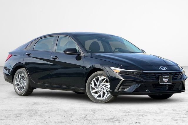 New 2026 Hyundai Elantra Blue