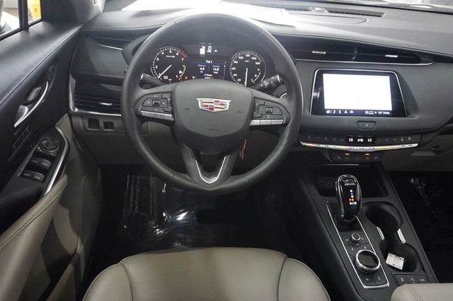 Used 2023 Cadillac XT4 Premium Luxury w/ Cold Weather Package image 11