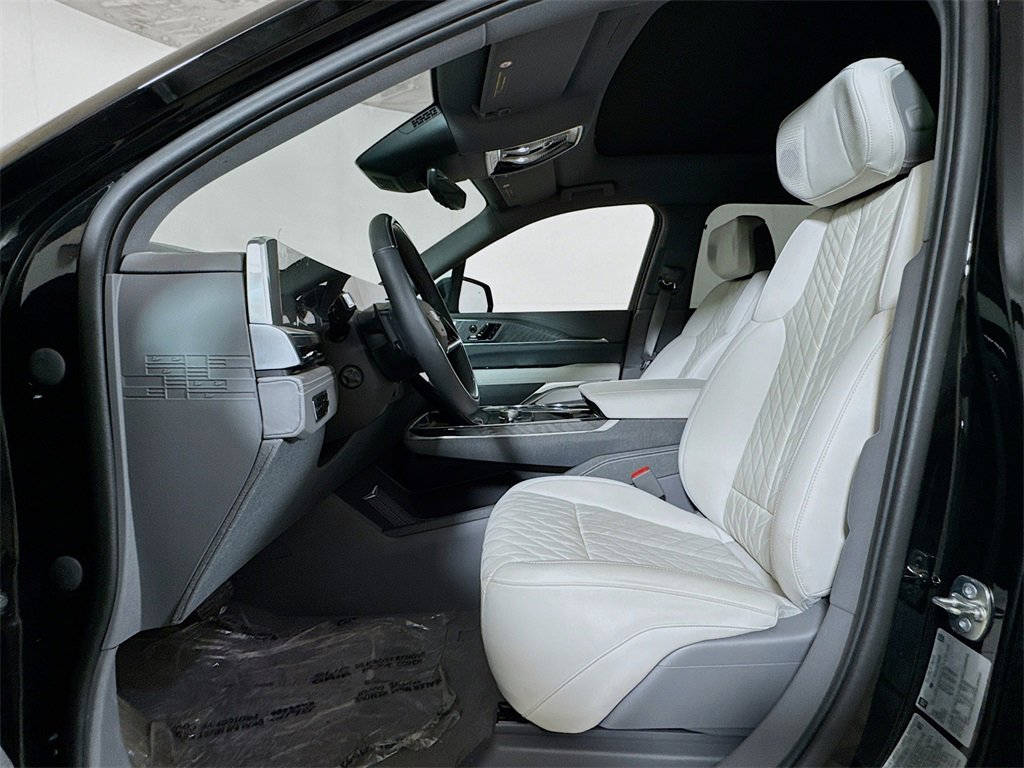 New 2025 Cadillac Escalade IQ Sport 1 w/ Smart Trailering package image 12