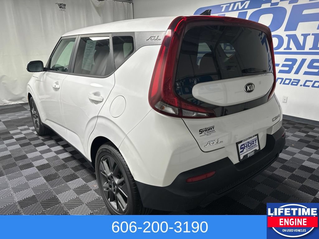 Used 2020 Kia Soul EX FWD image 3