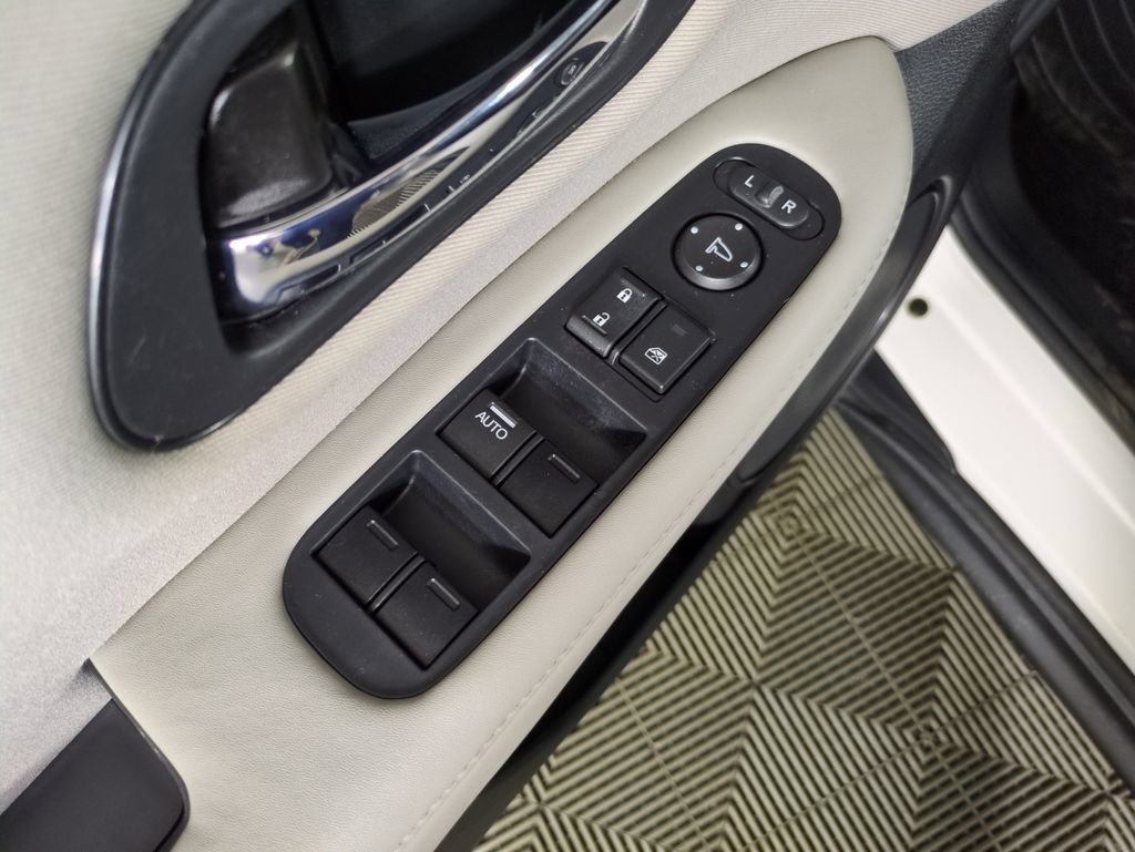 Used 2017 Honda HR-V LX image 13
