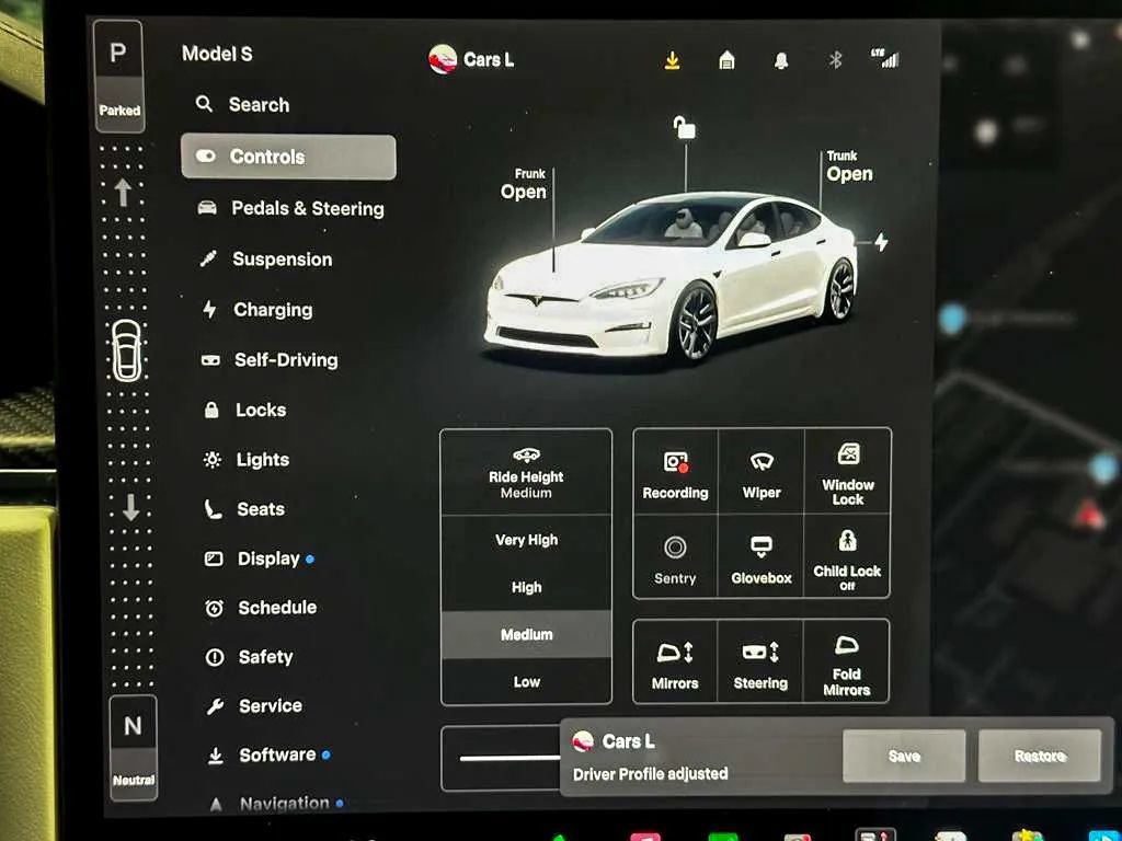Used 2022 Tesla Model S Plaid AWD/4WD image 28