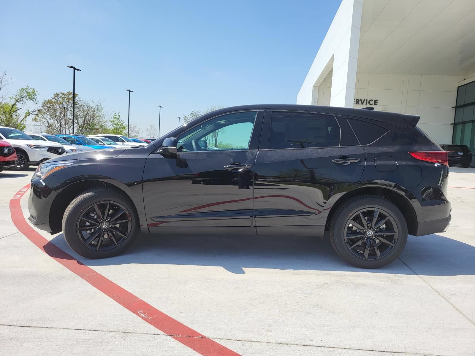 New 2026 Acura RDX SH-AWD image 3
