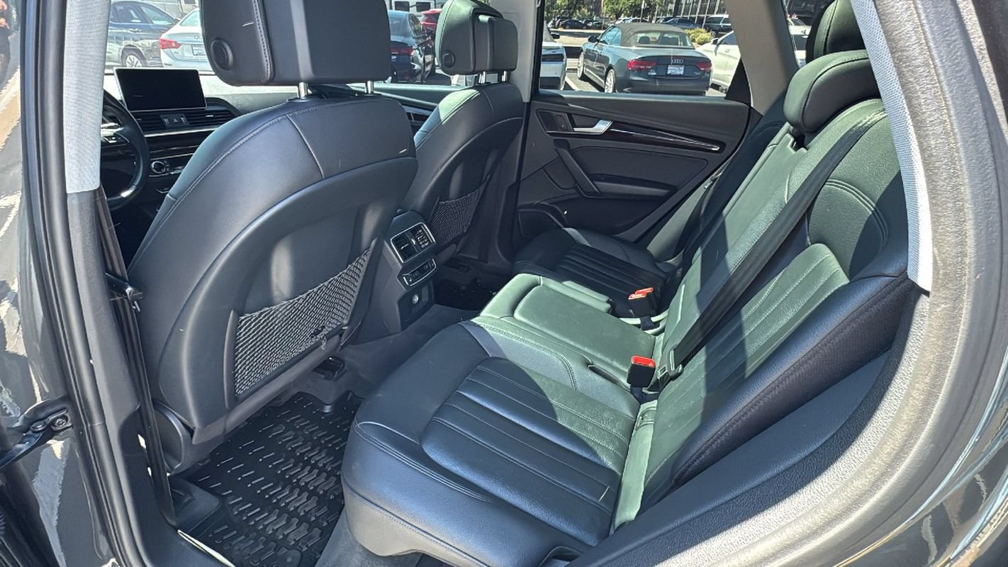 Used 2018 Audi Q5 2.0T Premium Plus w/ Premium Plus Package AWD/4WD image 14