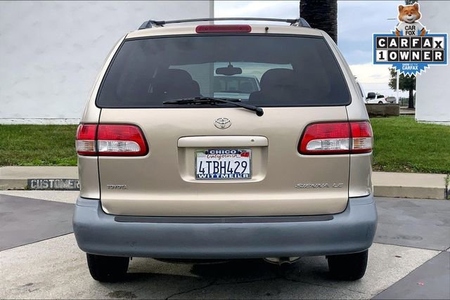 Used 2001 Toyota Sienna LE image 4
