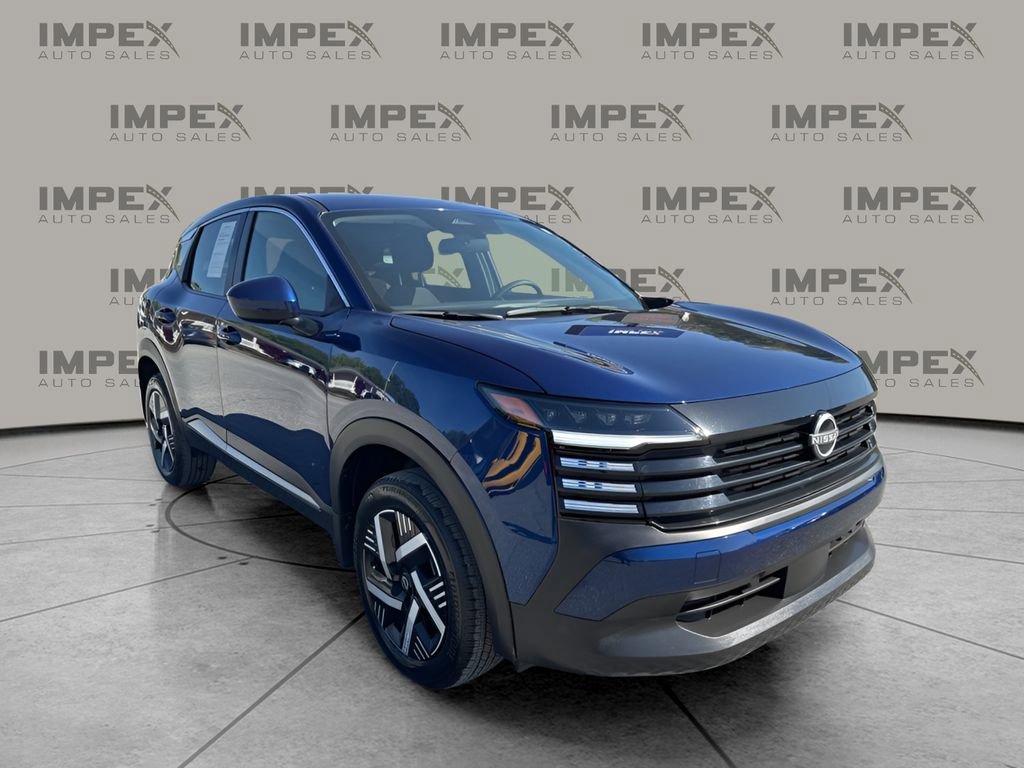 Used 2025 Nissan Kicks SV FWD image 7