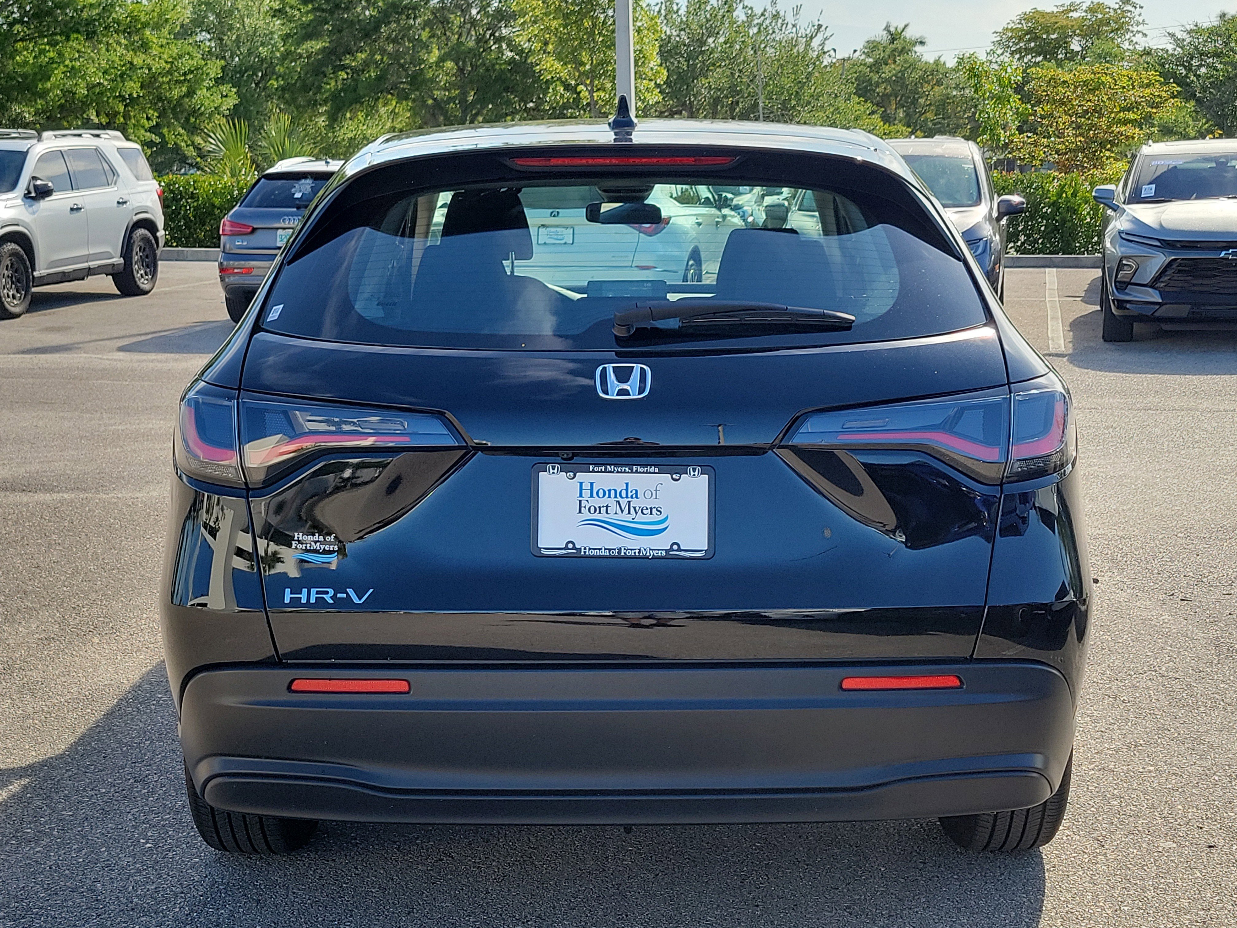 Used 2024 Honda HR-V LX image 5