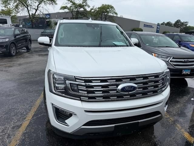 Used 2020 Ford Expedition Limited w/ Special Edition Package AWD/4WD image 2