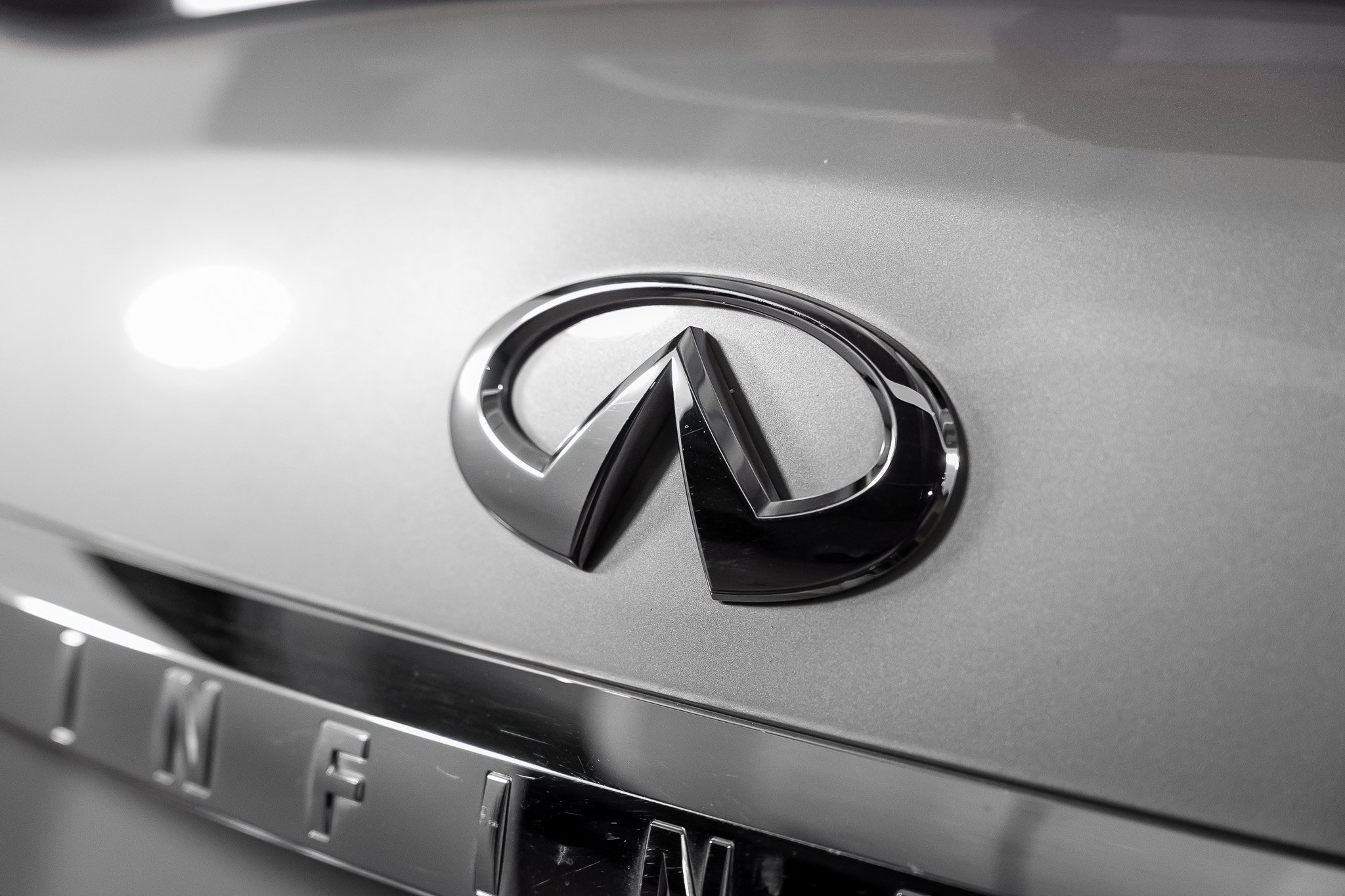 Used 2019 INFINITI QX80 Luxe w/ Proassist Package RWD image 26