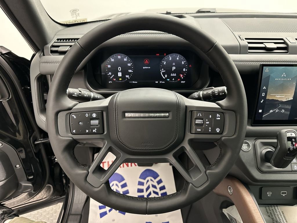 Used 2024 Land Rover Defender 110 X image 23