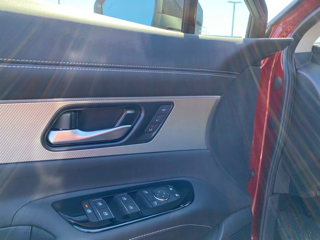 New 2025 Nissan Murano SL image 13