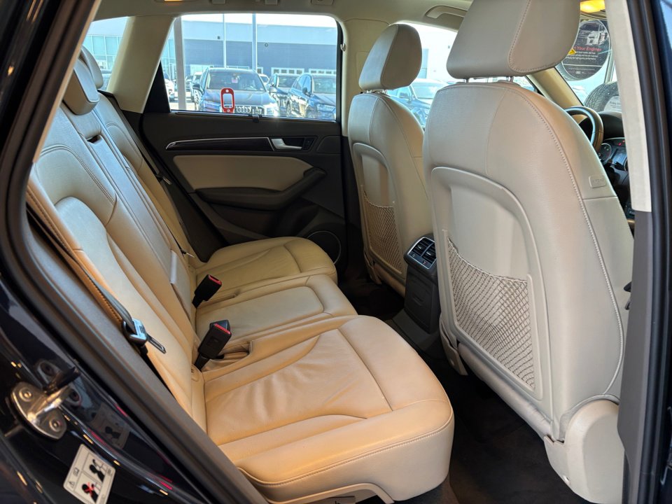 Used 2016 Audi Q5 3.0T Prestige image 29
