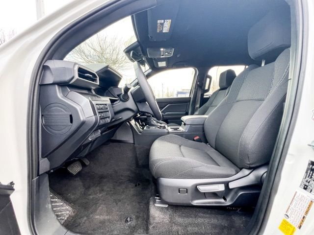 Used 2025 Toyota 4Runner SR5 image 16