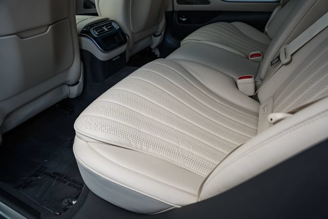 Certified 2023 Mercedes-Benz S 500 4MATIC image 31