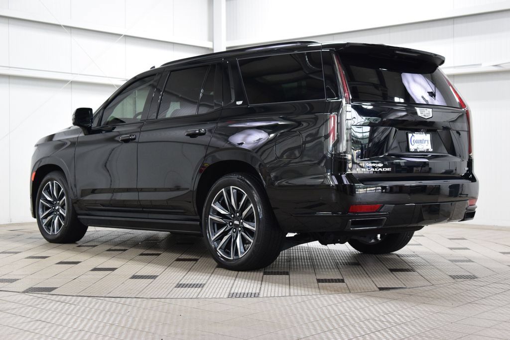 Used 2024 Cadillac Escalade Sport Platinum w/ Heavy-Duty Trailer Package AWD/4WD image 6