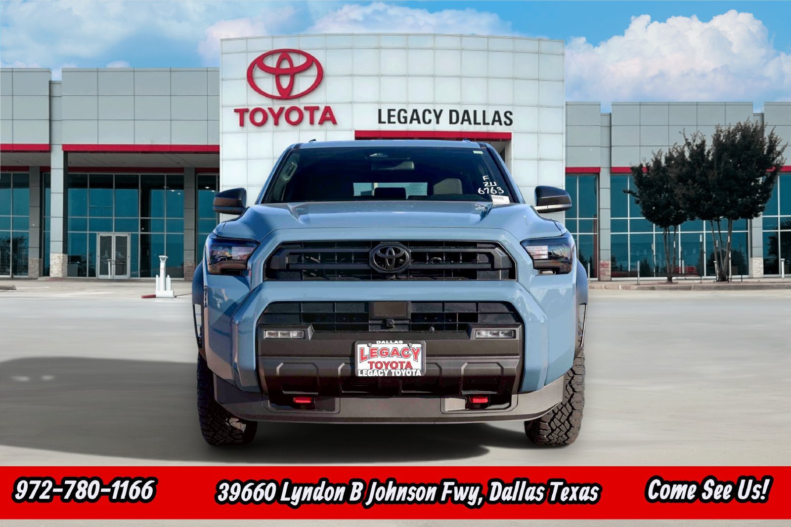 New 2026 Toyota 4Runner SR5 AWD/4WD image 4