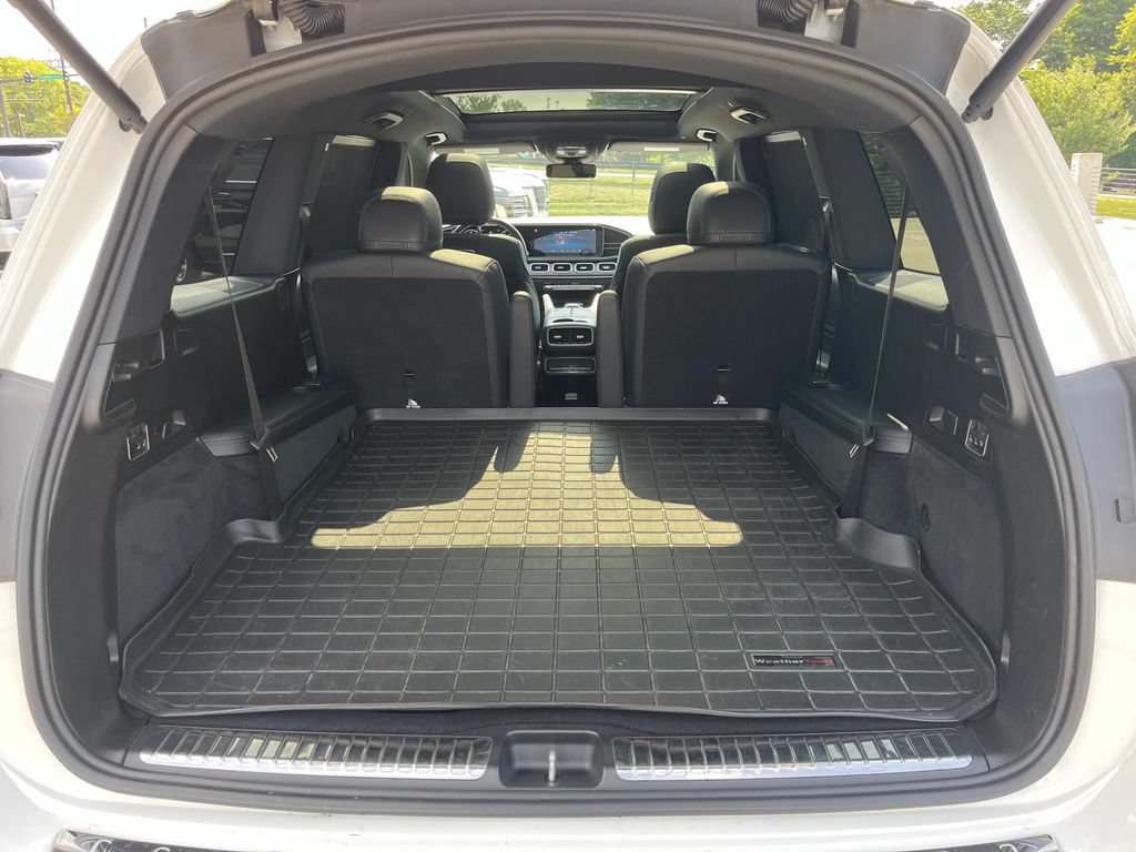Used 2020 Mercedes-Benz GLS 450 4MATIC image 23