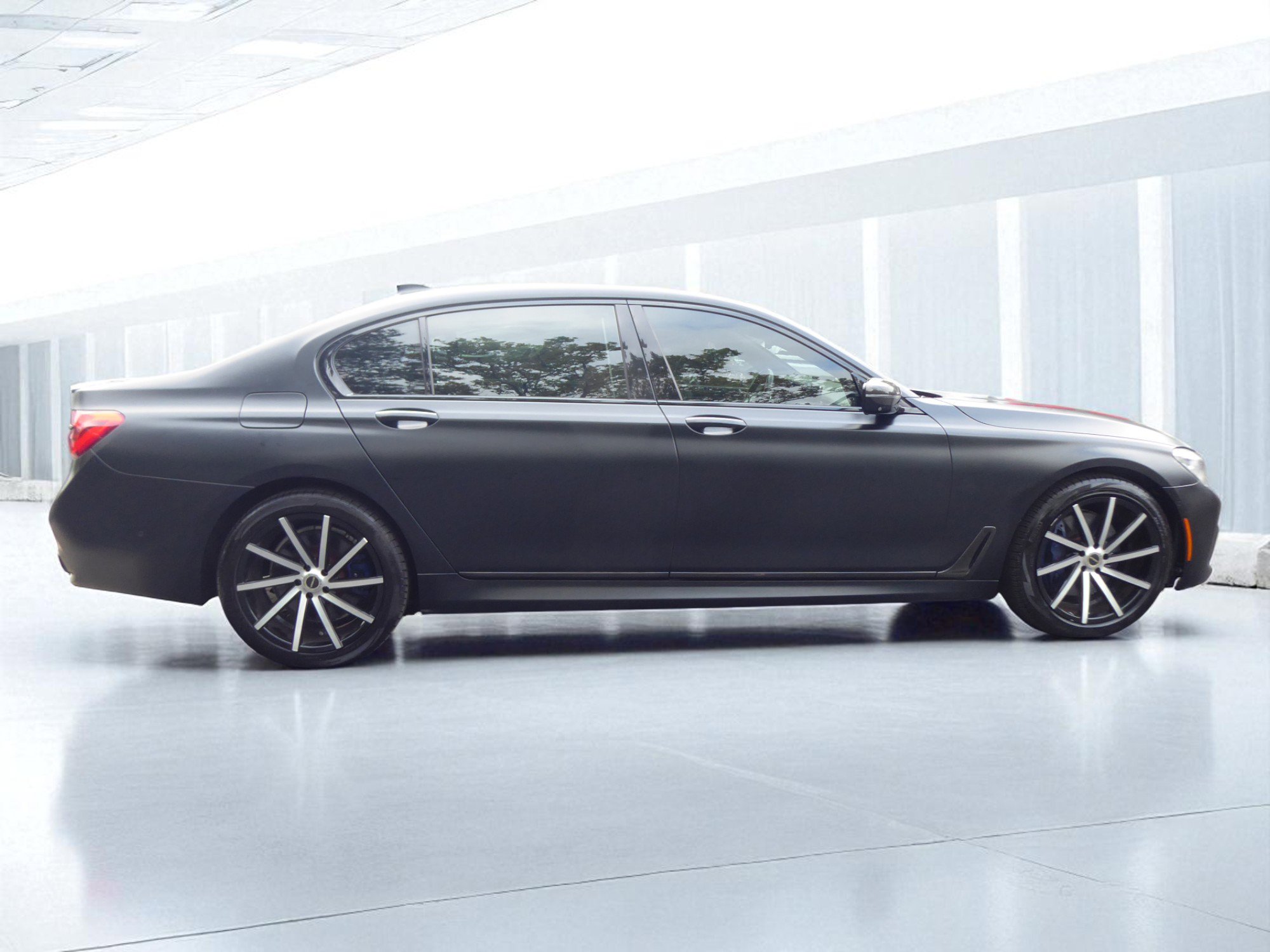 Used 2017 BMW 750i image 6