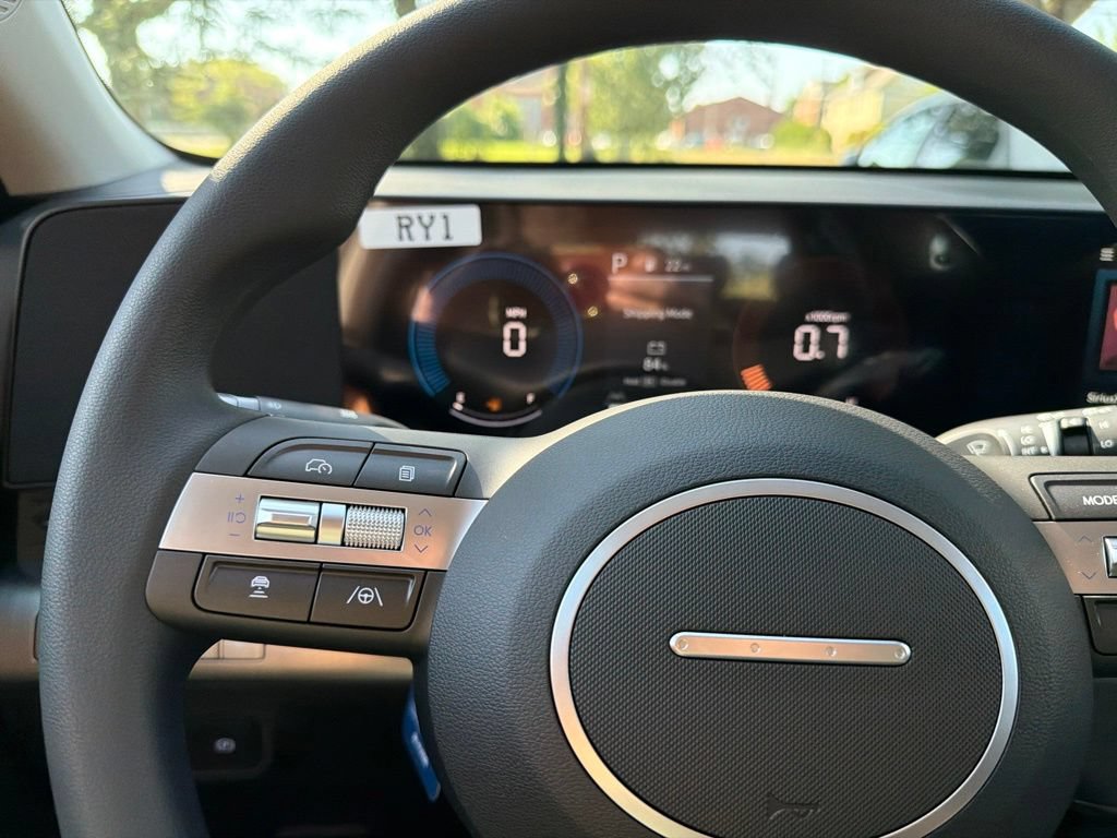 New 2027 Hyundai Kona SE AWD/4WD image 30