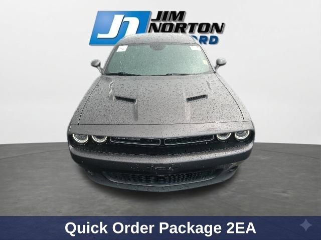 Used 2023 Dodge Challenger SXT RWD image 3