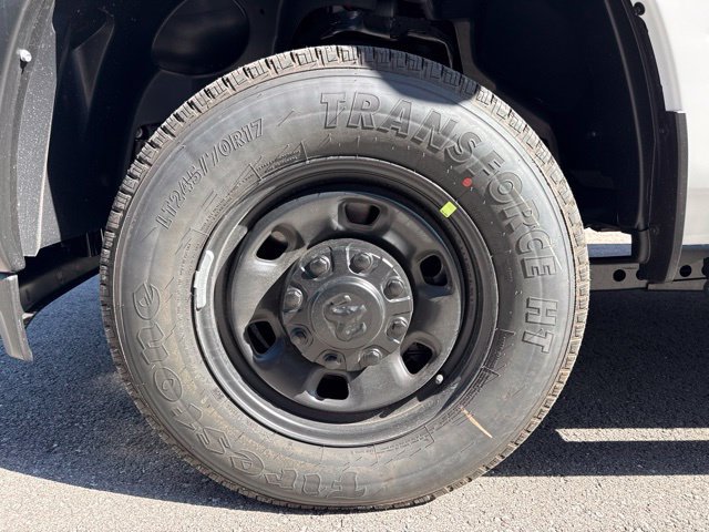 New 2027 RAM 2500 Tradesman AWD/4WD image 18