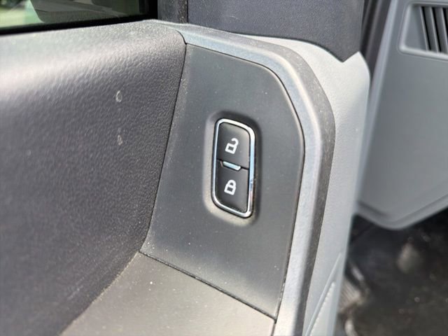 Used 2023 Ford F250 XL w/ STX Appearance Package AWD/4WD image 22