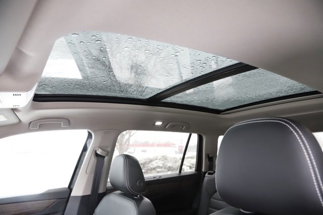 Used 2024 Volkswagen Atlas SEL image 14