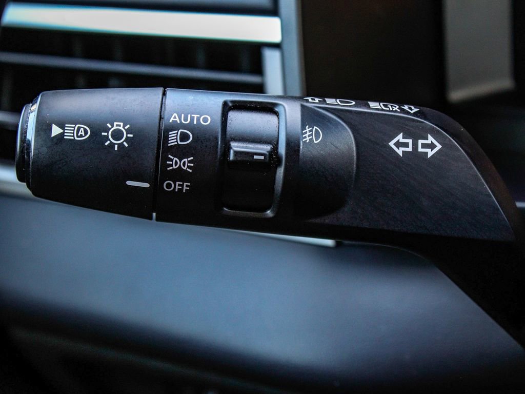 Used 2024 Mitsubishi Outlander SE image 26