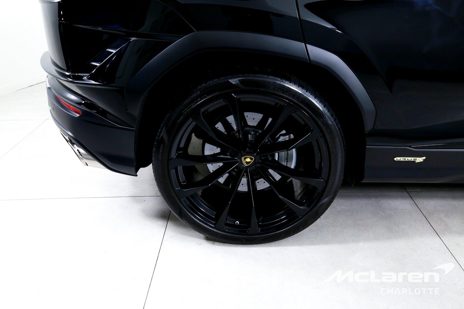 Used 2024 Lamborghini Urus S AWD/4WD image 36