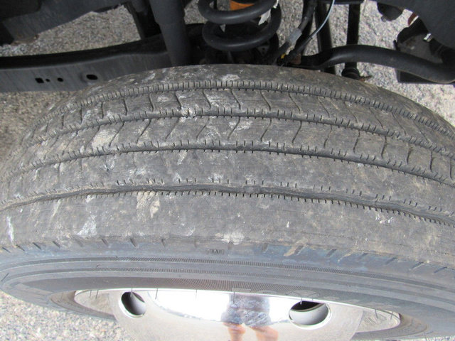Used 2023 Ford F550 4x4 Regular Cab Super Duty image 9