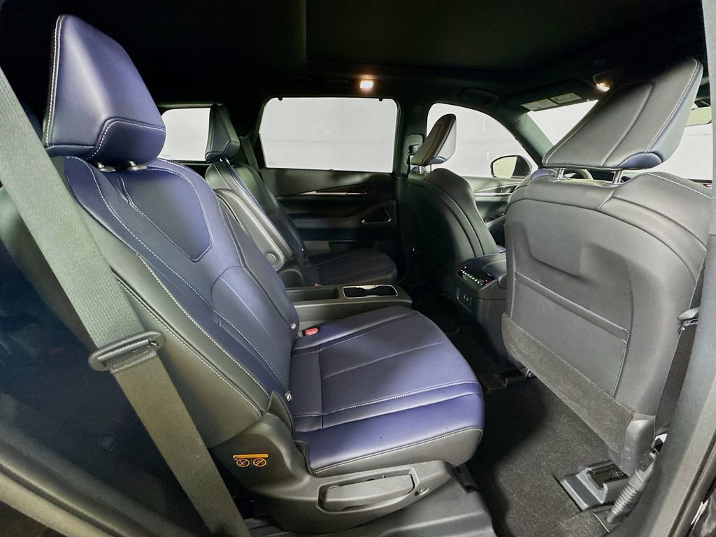 Certified 2026 INFINITI QX60 Sport w/ Dark Cargo Package image 37