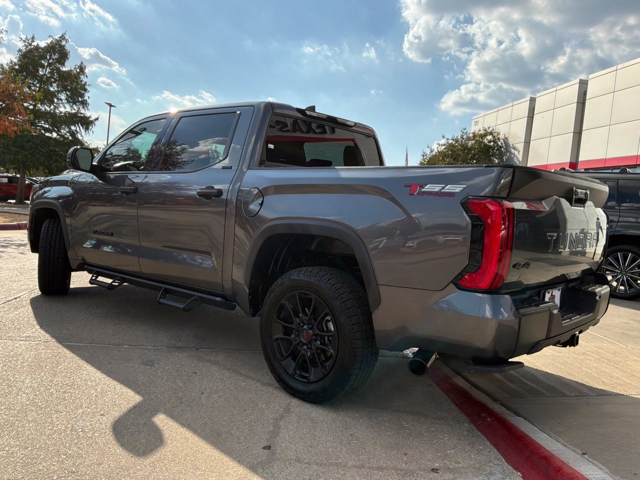 Used 2023 Toyota Tundra SR5 AWD/4WD image 8