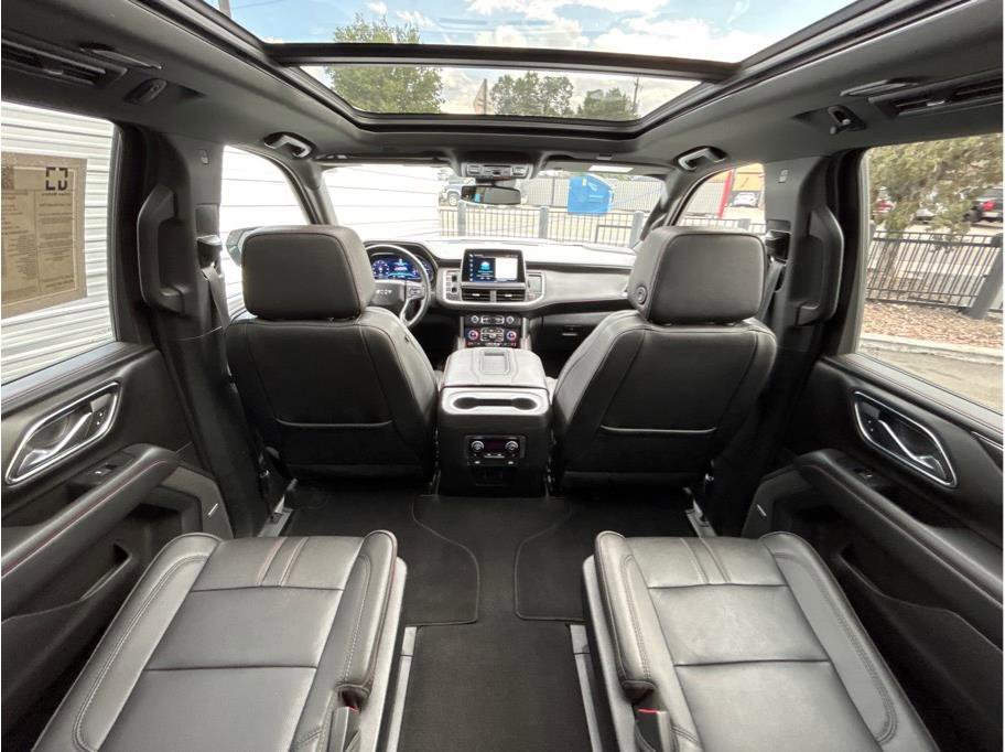 Used 2023 Chevrolet Suburban RST w/ Luxury Package image 26