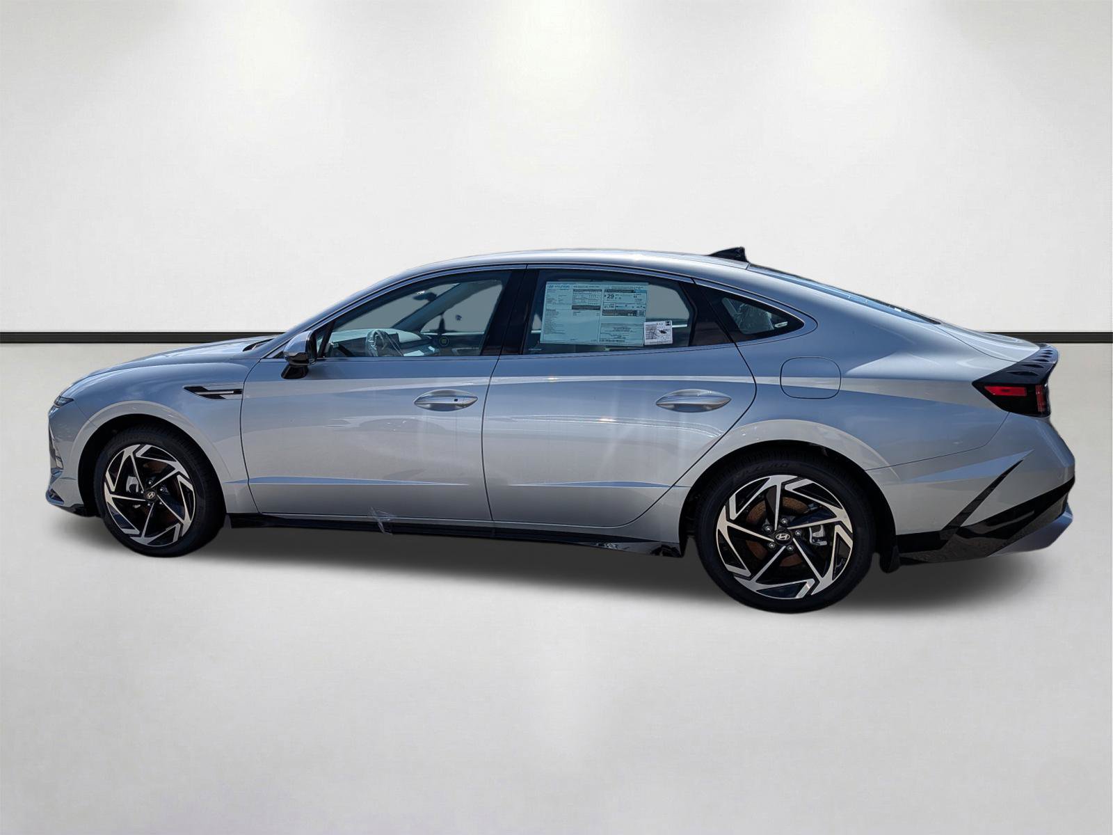 New 2026 Hyundai Sonata SEL FWD image 6