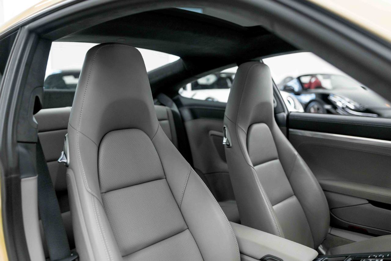 Used 2014 Porsche 911 Carrera S RWD image 64