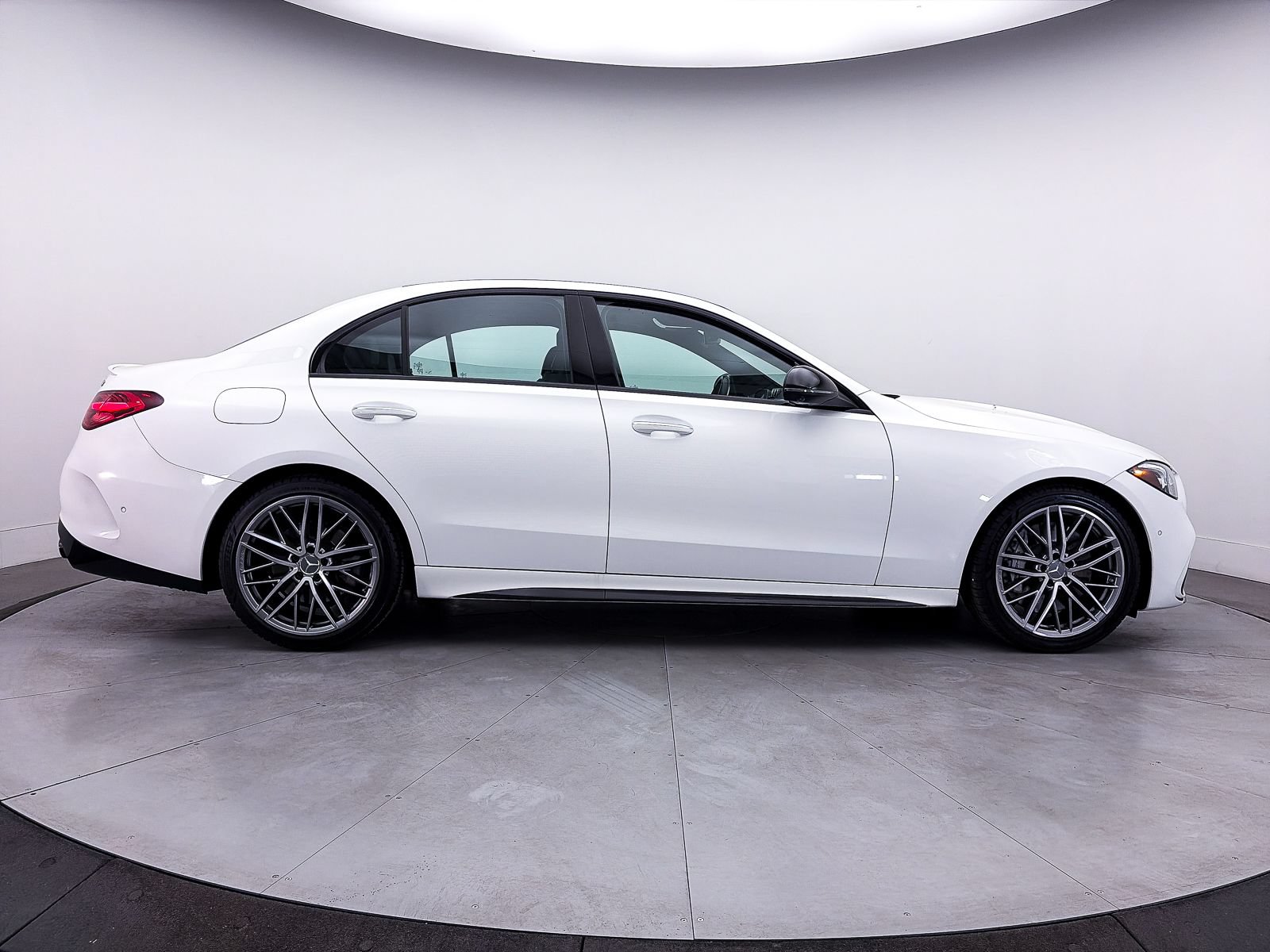 Used 2024 Mercedes-Benz C 43 AMG 4MATIC Sedan image 41