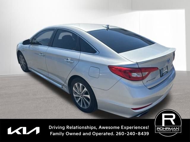 Used 2016 Hyundai Sonata Sport w/ Option Group 02 image 3